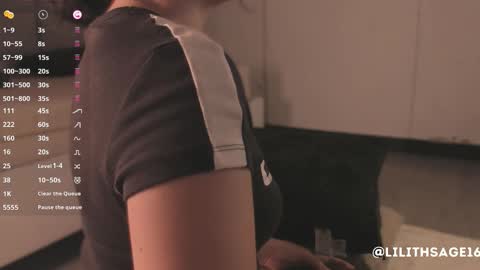 lilith_sage_ online show from March 5, 8:29 pm