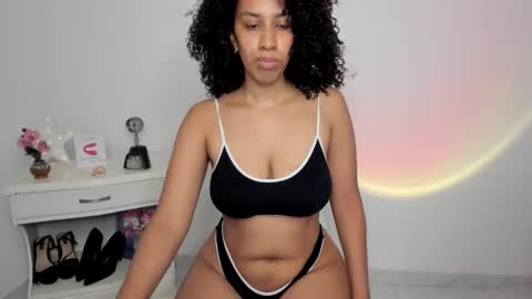 Alejandra  online show from March 6, 10:53 pm