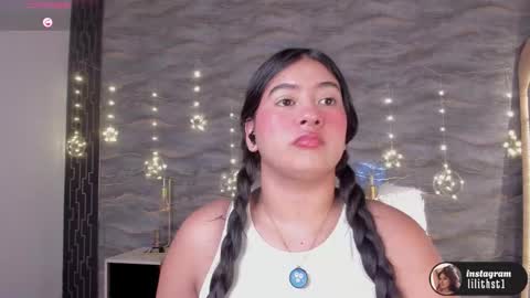 lilithcb_ online show from January 14, 8:28 pm