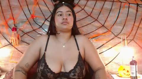 lilithcb_ online show from October 24, 1:06 am