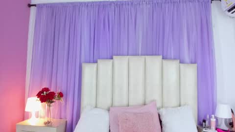 Snapshot of lilithmars69 chatting on January 18, 4:26 am Lilith online show from January 18, 4:26 am