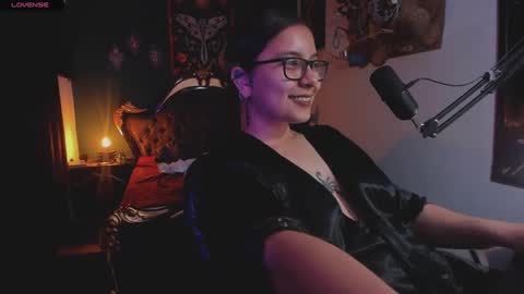 lilithmystic01 online show from February 8, 12:49 am