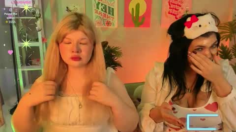 Snapshot of lilithnelson chatting on October 9, 9:20 pm LilithNelson online show from October 9, 9:20 pm