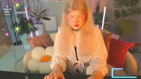Snapshot of lilithnelson chatting on September 28, 6:06 pm LilithNelson online show from September 28, 6:06 pm