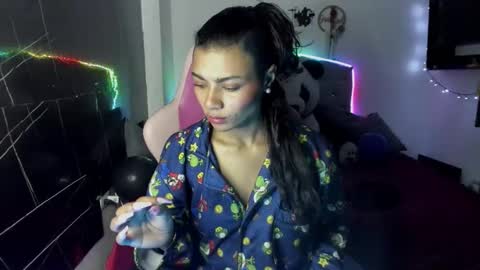 lilithsabeth online show from February 3, 1:46 am