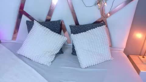 L I L I T H  online show from October 28, 11:44 am