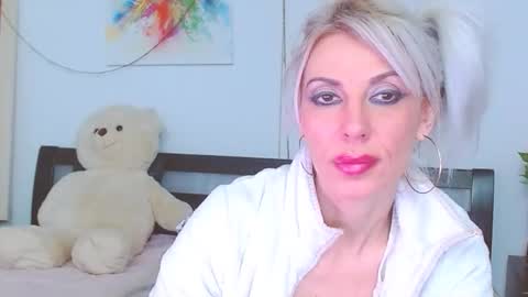 Lara online show from February 12, 4:49 am