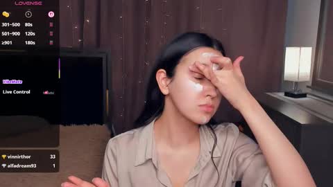 Celina Lillie online show from February 8, 1:47 pm