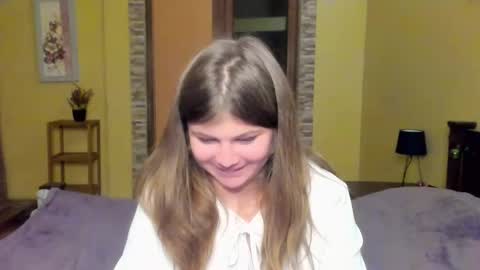 Lilly online show from October 21, 8:01 pm