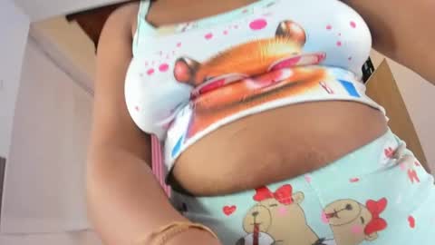 lillyy16 online show from April 20, 11:02 am