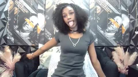 lilmissbaddiexxx online show from September 10, 7:37 pm