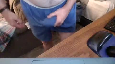 lilpackage69 online show from February 3, 3:31 am