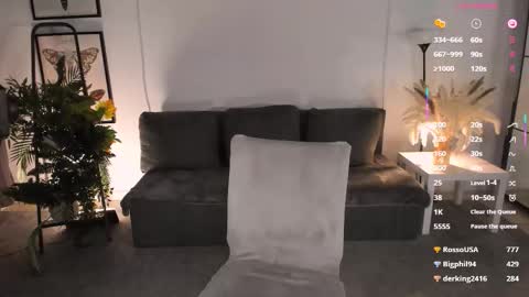 lily_dallass online show from January 31, 7:11 pm