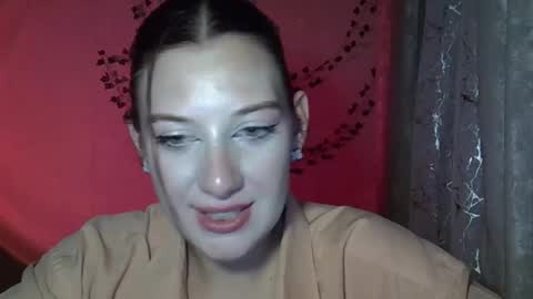 lily_ember online show from October 17, 7:29 pm