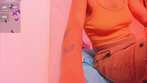   online show from March 29, 5:14 pm