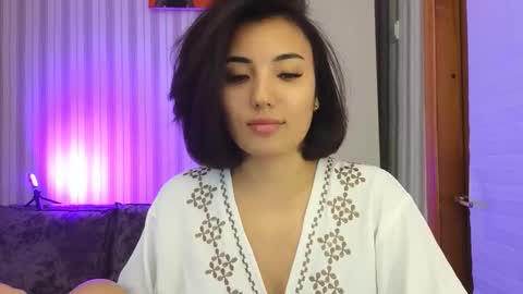 Snapshot of lily_foster_ chatting on October 5, 12:35 pm Lily online show from October 5, 12:35 pm