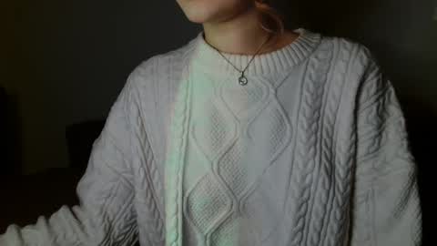 small lily online show from March 23, 5:07 pm