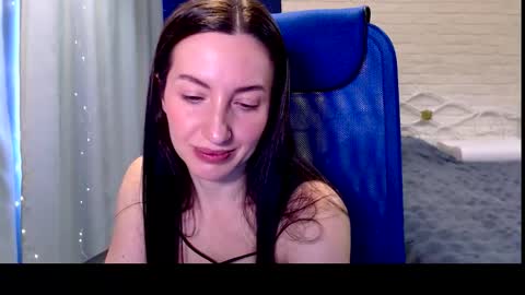 Lily online show from February 23, 7:32 am