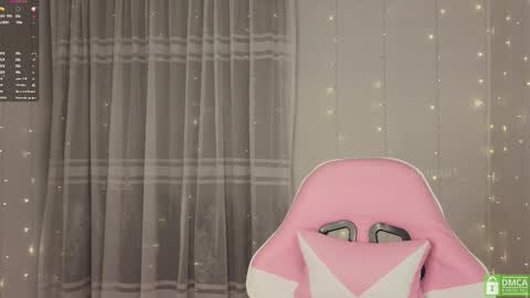 You can call me Li ... online show from December 2, 6:50 pm