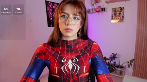 Snapshot of lilyrouse_ chatting on September 26, 2:52 am lily help me to collect more cosplay online show from September 26, 2:52 am
