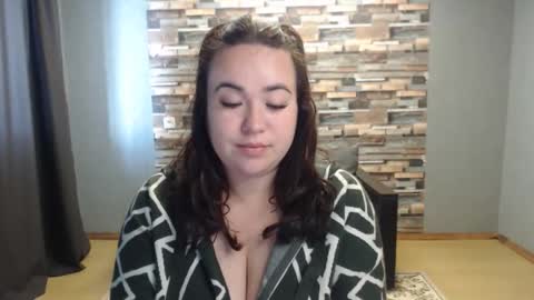 Snapshot of limalagris chatting on October 19, 7:13 am busty princess online show from October 19, 7:13 am