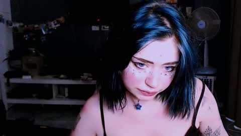 Snapshot of lina2d_tyan chatting on October 6, 3:13 am Lina2D tyan online show from October 6, 3:13 am