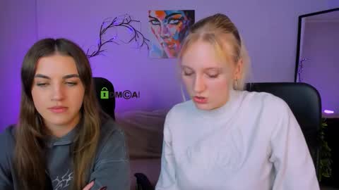 Snapshot of lina_fox12 chatting on October 1, 12:59 pm lina_fox12 online show from October 1, 12:59 pm
