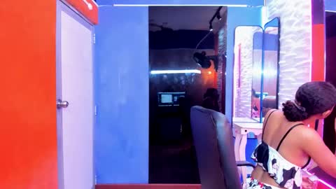 Snapshot of lina_kl chatting on October 21, 3:11 am lina_kl online show from October 21, 3:11 am