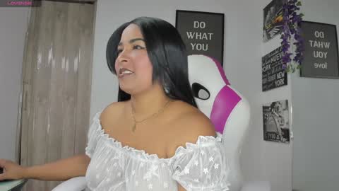 Snapshot of lina_sanchezih chatting on January 31, 2:49 pm LINA SANCHEZ online show from January 31, 2:49 pm