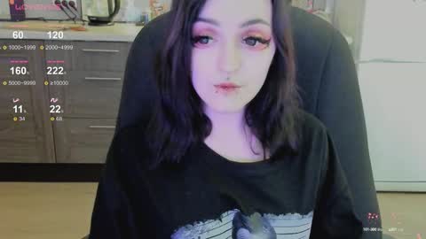 Snapshot of lina_tyaan chatting on September 29, 5:39 am Lina 3 1715622743 online show from September 29, 5:39 am