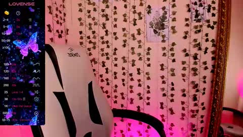 Lina online show from February 24, 8:17 am