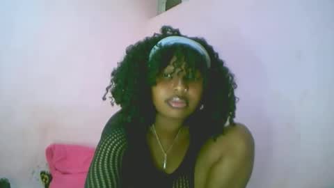 Snapshot of linah1123 chatting on October 5, 5:38 am linah1123 online show from October 5, 5:38 am