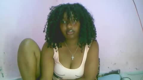 Snapshot of linah1123 chatting on October 10, 10:54 am linah1123 online show from October 10, 10:54 am