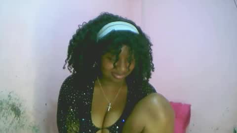 Snapshot of linah1123 chatting on October 7, 5:58 am linah1123 online show from October 7, 5:58 am
