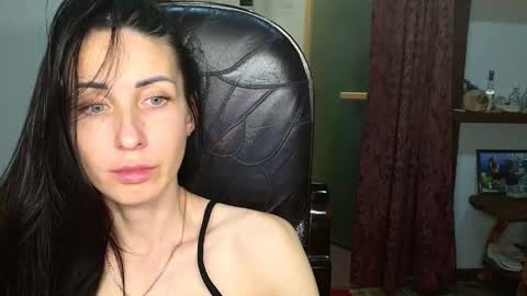 LinaLivee online show from November 4, 7:37 pm