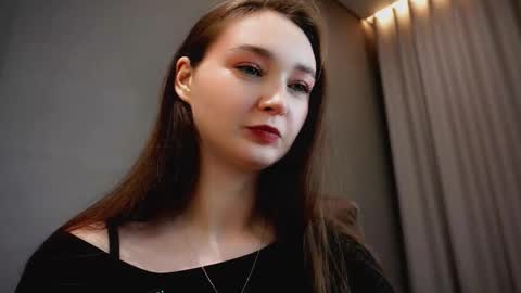 Lina online show from December 17, 6:36 pm