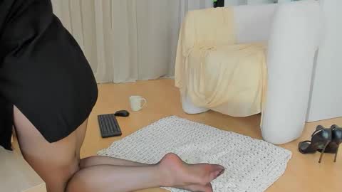 Lina Fanslymysensualworld online show from September 13, 8:17 am