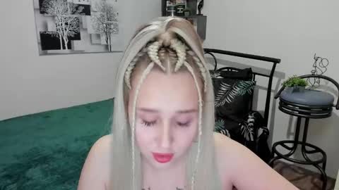 Snapshot of linatruly chatting on February 26, 9:20 pm Lina online show from February 26, 9:20 pm