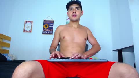 Snapshot of lincoln_smith chatting on November 1, 7:46 pm Lincoln online show from November 1, 7:46 pm