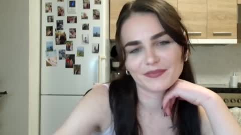 Linda online show from December 1, 8:07 pm