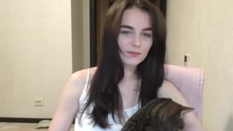 Linda online show from February 22, 7:16 pm