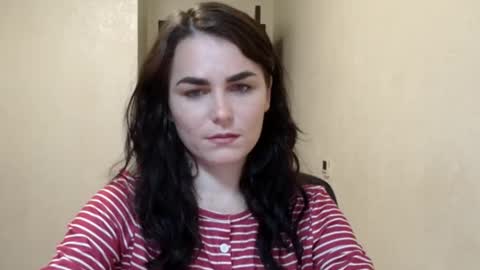 Snapshot of linda_aa chatting on October 9, 7:19 pm Linda online show from October 9, 7:19 pm