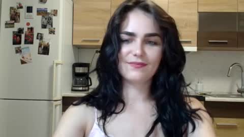 Snapshot of linda_aa chatting on October 2, 6:50 pm Linda online show from October 2, 6:50 pm