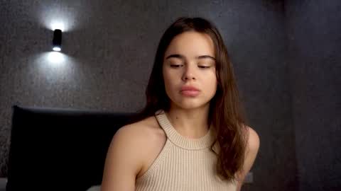 Linda online show from October 29, 1:13 pm