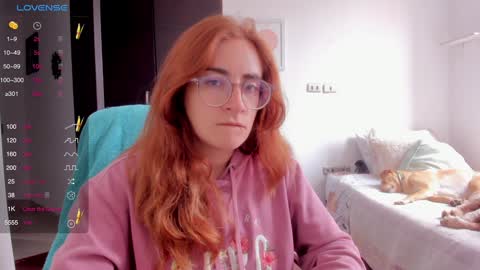 Snapshot of linda_giggle chatting on February 3, 2:55 pm Giggles online show from February 3, 2:55 pm