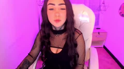 Snapshot of lindaa_miller chatting on March 11, 2:21 am linda miller online show from March 11, 2:21 am