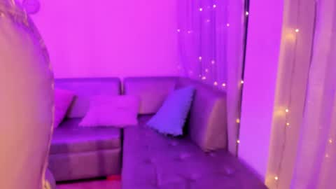 Snapshot of lindaa_miller chatting on February 21, 3:56 am linda miller online show from February 21, 3:56 am