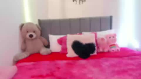 Snapshot of lindaa_miller chatting on September 24, 9:10 pm linda miller online show from September 24, 9:10 pm