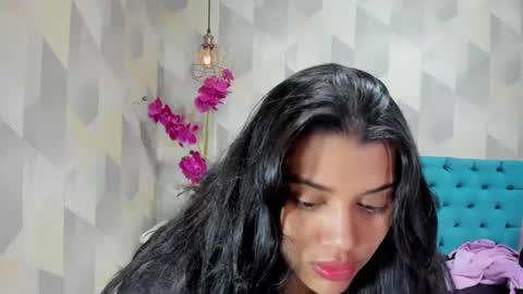    online show from October 7, 3:19 pm