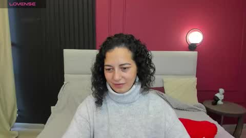 Linda online show from September 25, 1:45 am